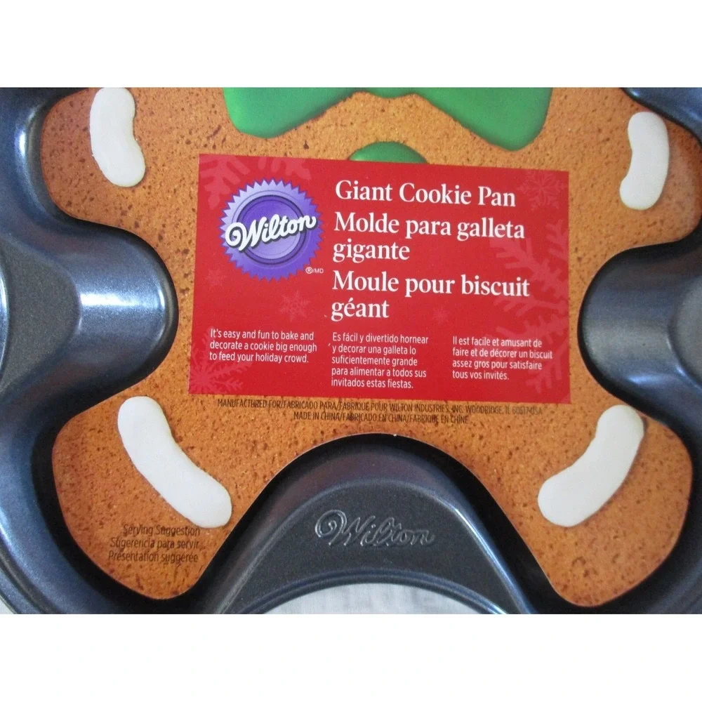 New Wilton Ginger Bread Boy Man Giant Cookie Pan Non-Stick 11